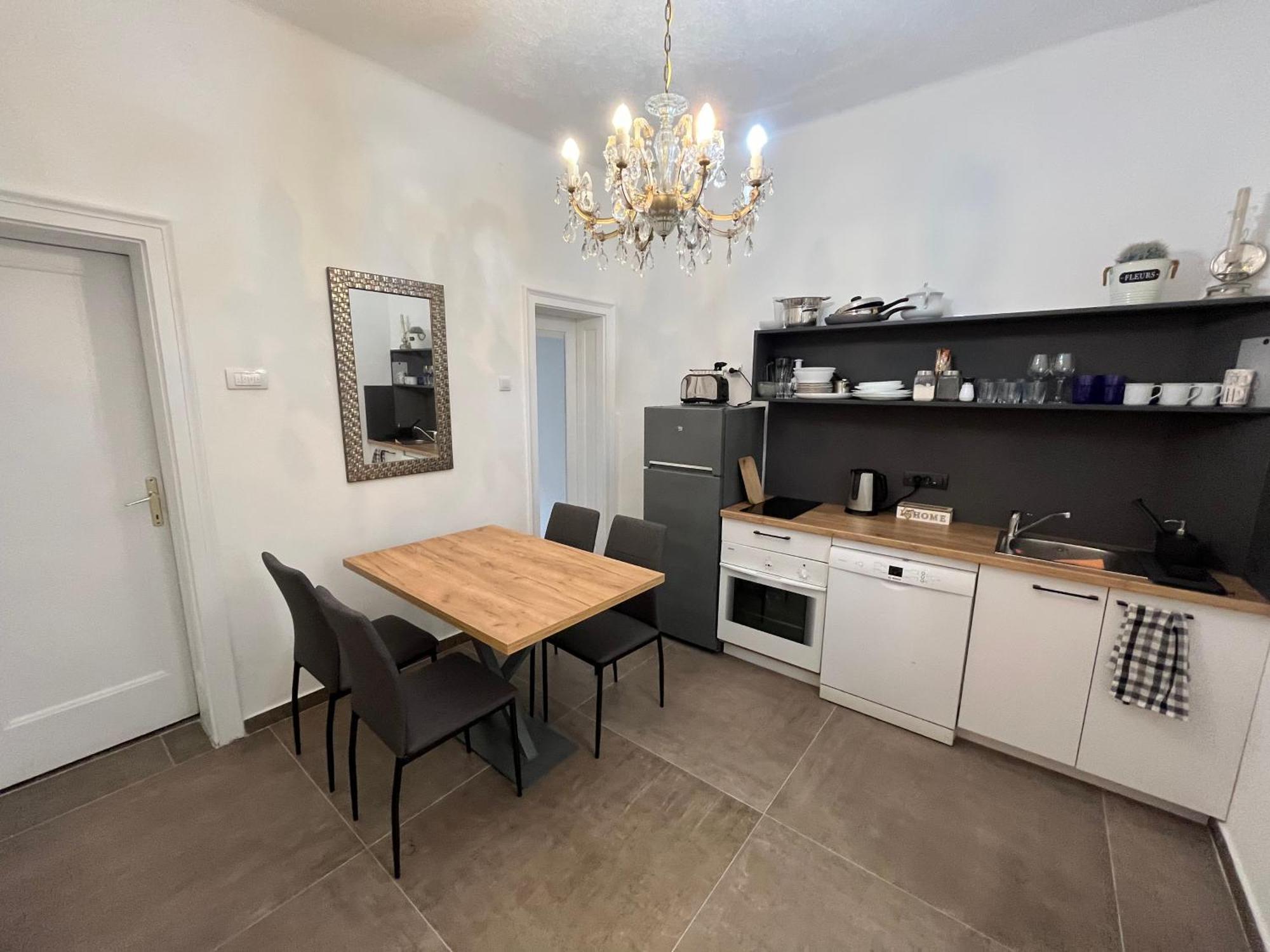 Two Bedroom Apartment Near Slavija Square Belgrade Luaran gambar