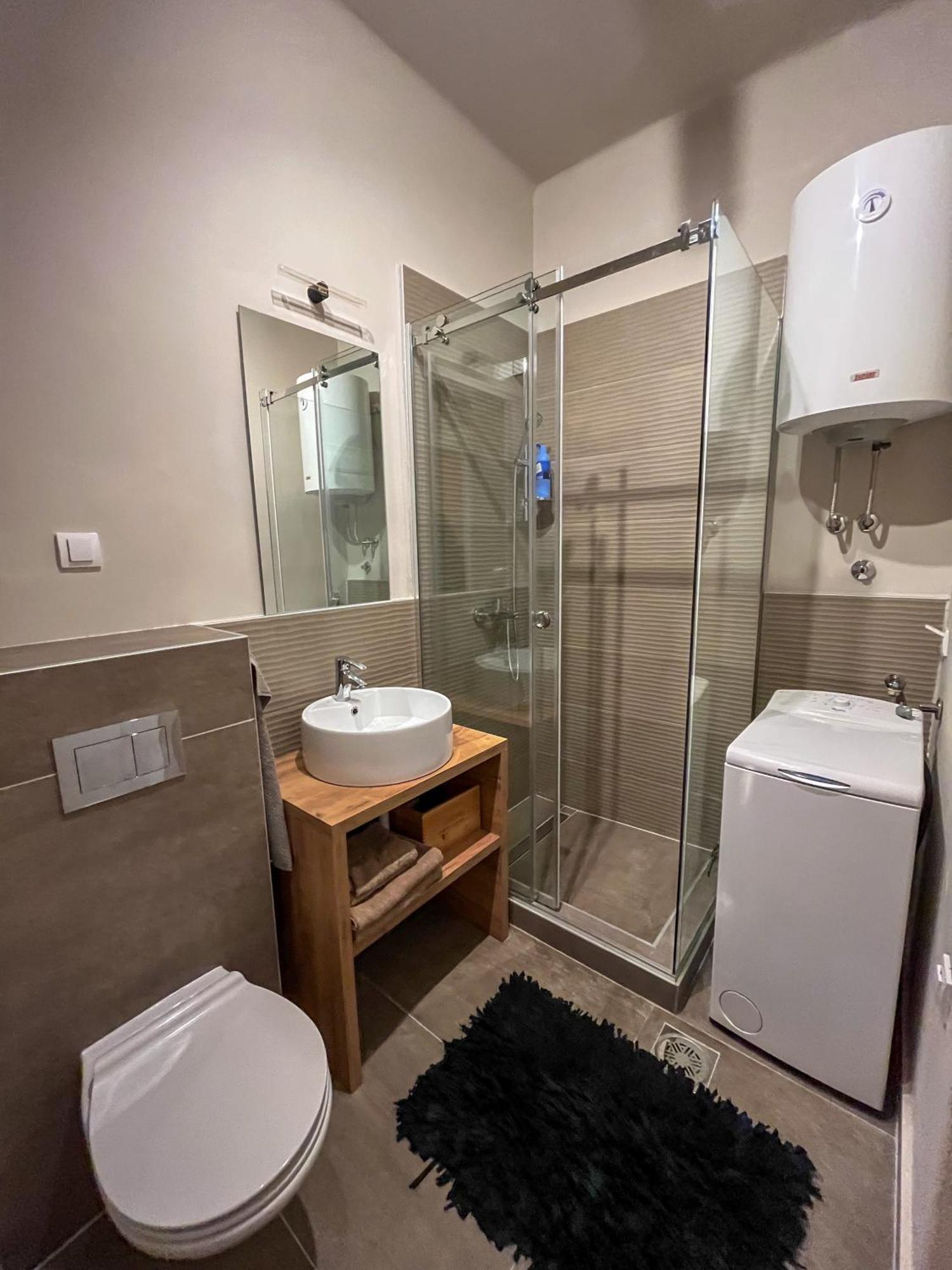 Two Bedroom Apartment Near Slavija Square Belgrade Luaran gambar