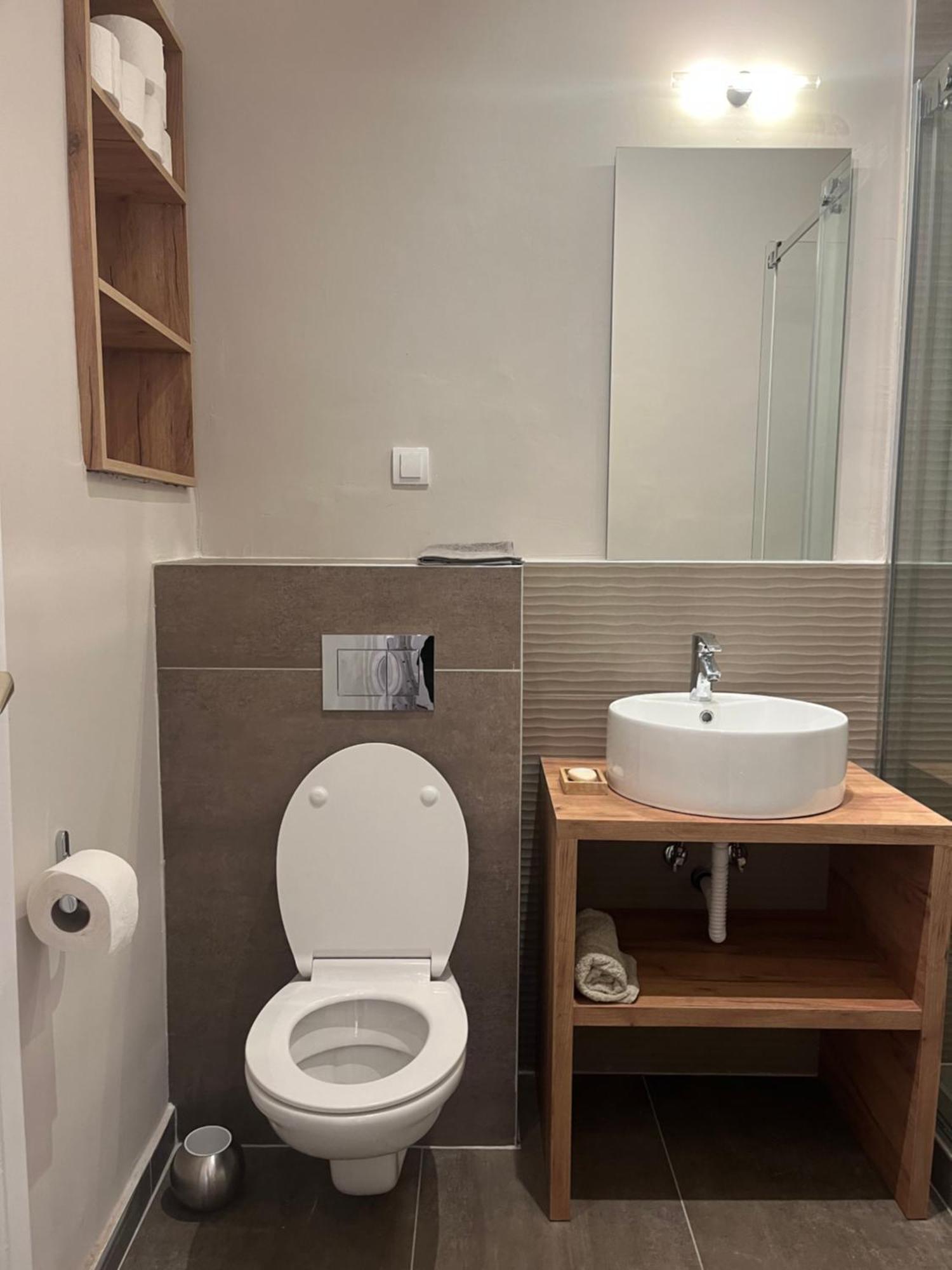 Two Bedroom Apartment Near Slavija Square Belgrade Luaran gambar