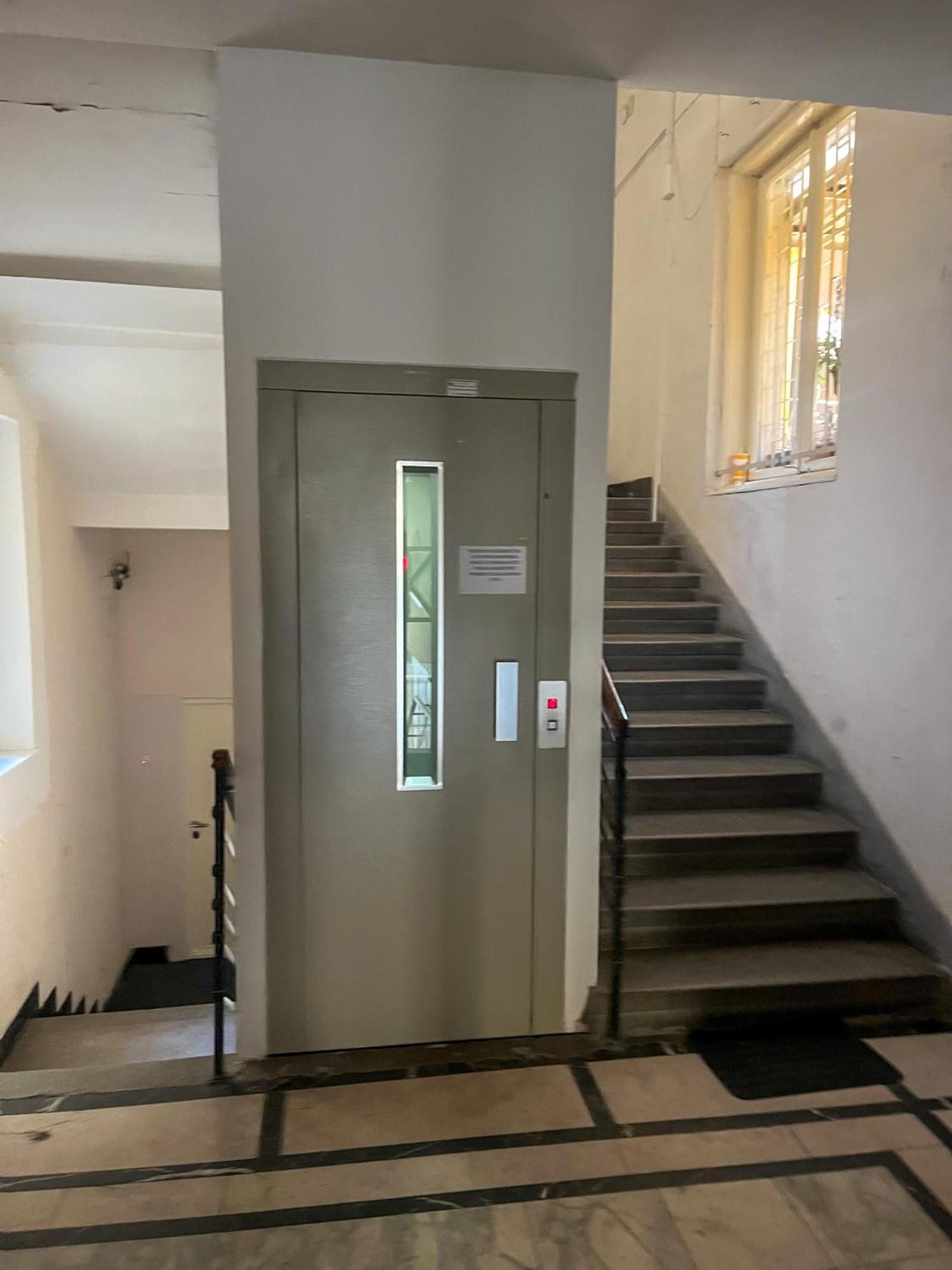 Two Bedroom Apartment Near Slavija Square Belgrade Luaran gambar